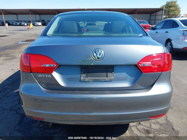 3VW2K7AJ2EM356468 Volkswagen Jetta 2.0l S