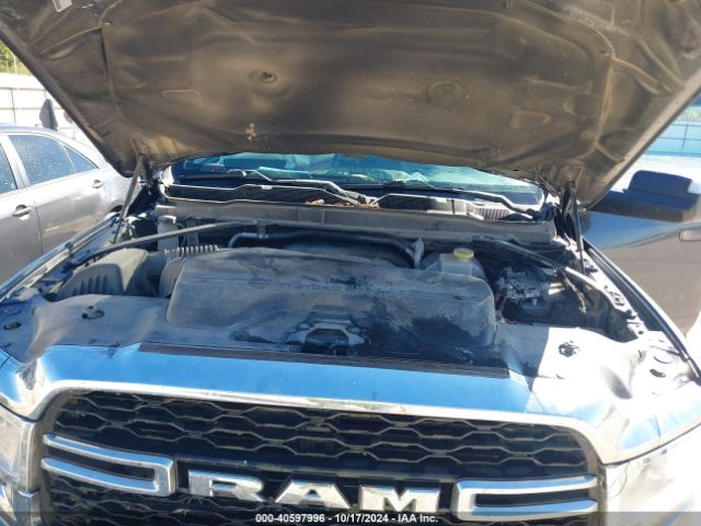 3C6UR5CJ2MG607132 RAM 2500 Tradesman  4x4 6'4 Box