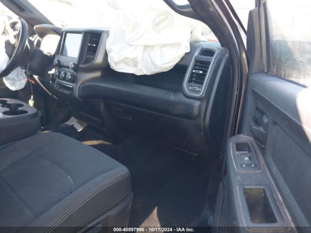3C6UR5CJ2MG607132 RAM 2500 Tradesman  4x4 6'4 Box