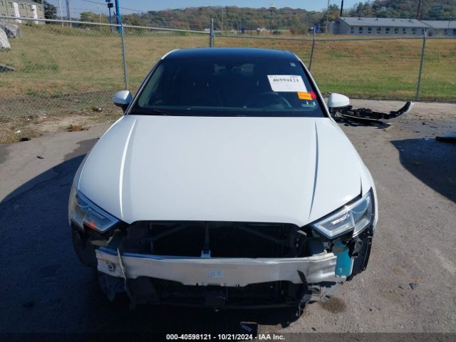 WAUAUGFF3J1010947 Audi A3 2.0t Premium/2.0t Tech Premium