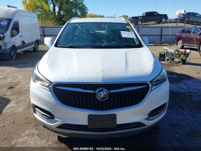 5GAERBKW8JJ221996 Buick Enclave Essence
