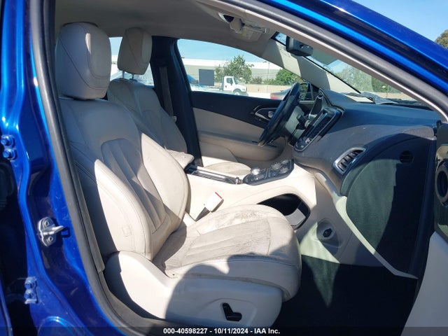 1C3CCCCG0FN627618 Chrysler 200 C