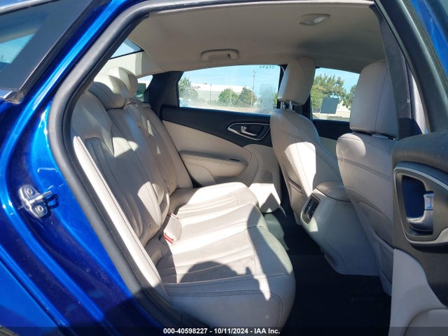 1C3CCCCG0FN627618 Chrysler 200 C
