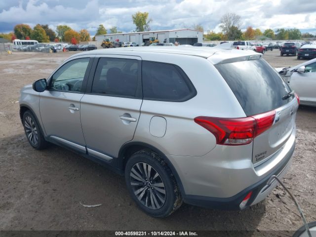 JA4AZ3A31KZ007469 Mitsubishi Outlander Es