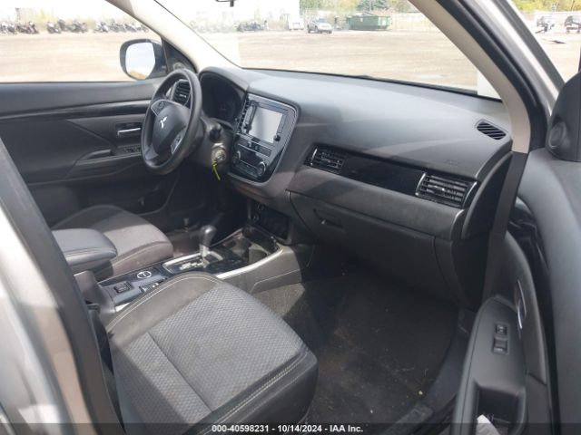 JA4AZ3A31KZ007469 Mitsubishi Outlander Es