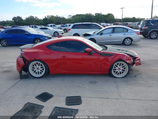 JF1ZNAA17F9706057 Scion FR-S