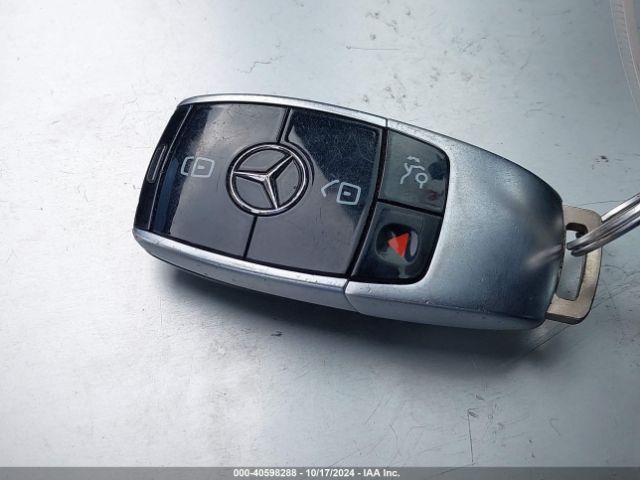 WDDZF4JB2HA044459 Mercedes-Benz E 300