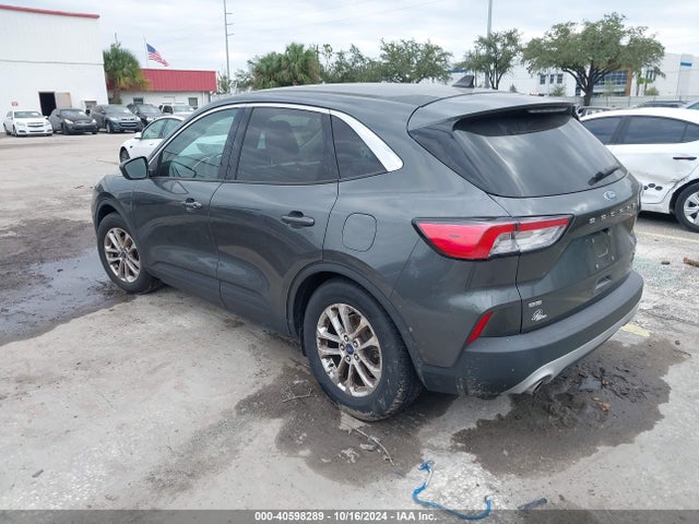 Ford ESCAPE SE 2020 1FMCU0G61LUA94409 Image 3