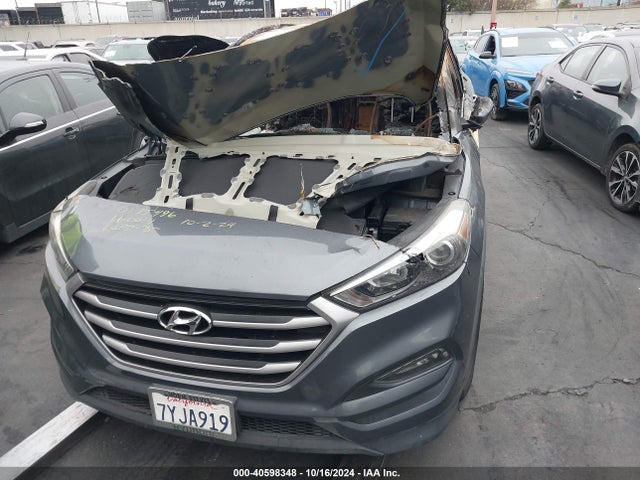 Hyundai TUCSON SE 2017 KM8J33A44HU396254 Image 12