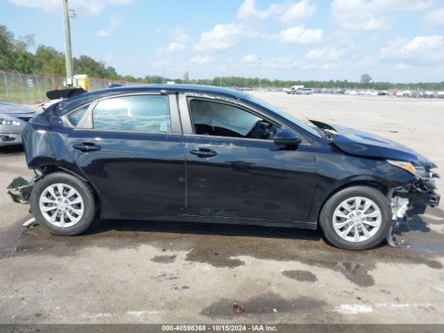 3KPF24AD8ME314828 KIA FORTE FE