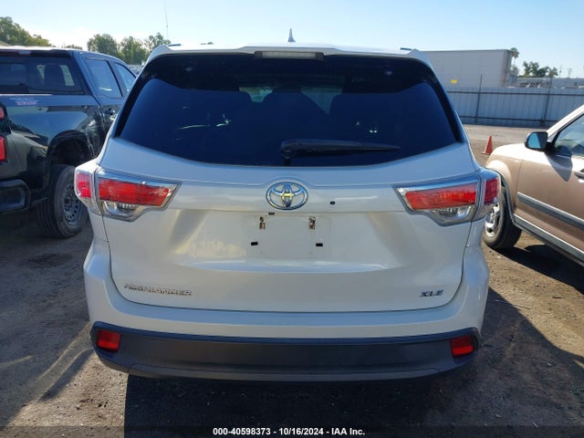 Toyota Highlander Xle V6 2016 5TDKKRFH1GS185185 Image 17