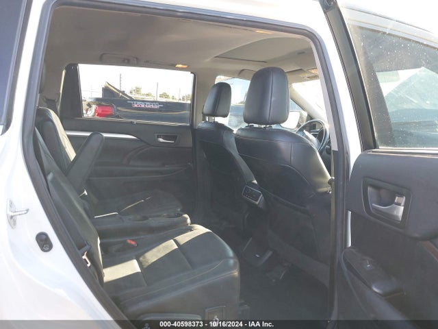 Toyota Highlander Xle V6 2016 5TDKKRFH1GS185185 Image 8