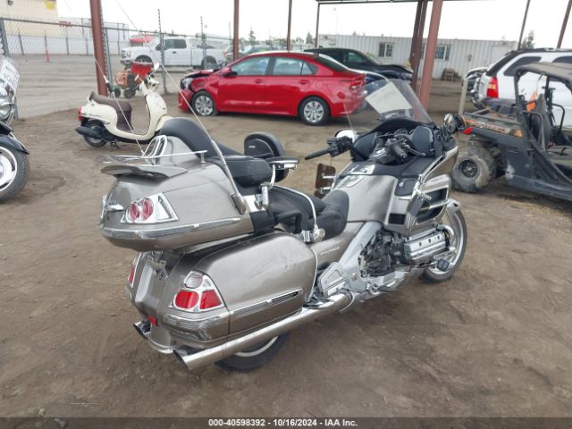 2006 HONDA GL1800 1HFSC47F36A512541 Photo 3