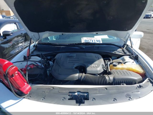 2C3CDXBGXKH643513 Dodge Charger Sxt Rwd
