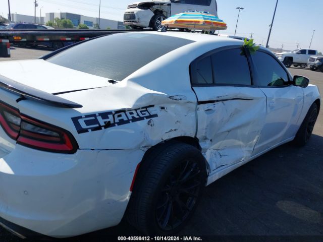 2C3CDXBGXKH643513 Dodge Charger Sxt Rwd