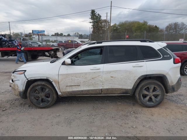 1C4PJMCX0JD505770 Jeep Cherokee Latitude 4x4