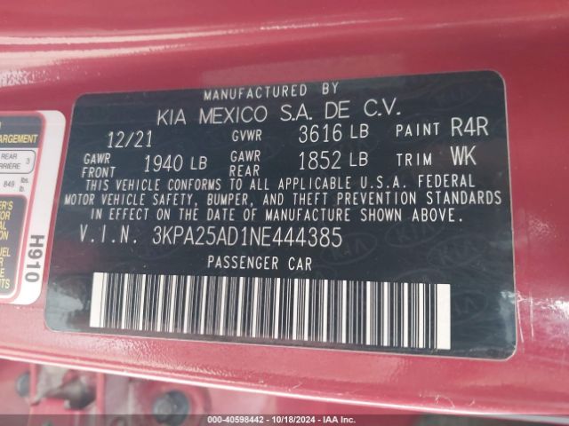3KPA25AD1NE444385 KIA Rio 5-door S
