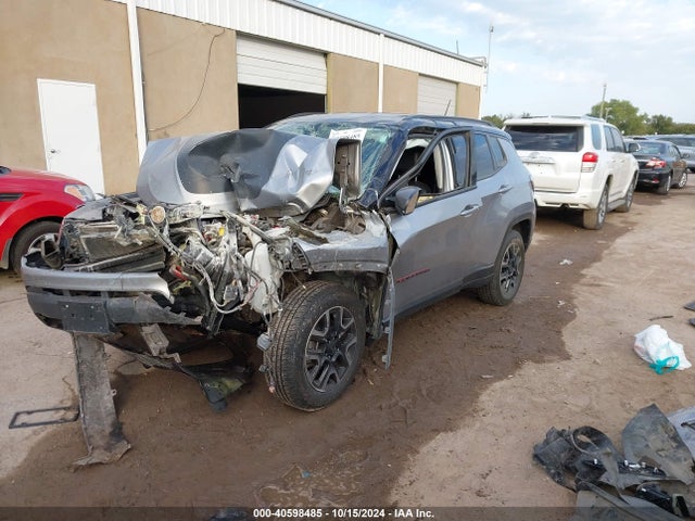 Jeep Compass Trailhawk 4x4 2019 3C4NJDDB3KT671481 Image 2