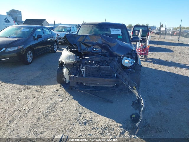 KIA SOUL + 2016 KNDJP3A50G7286008 Image 13