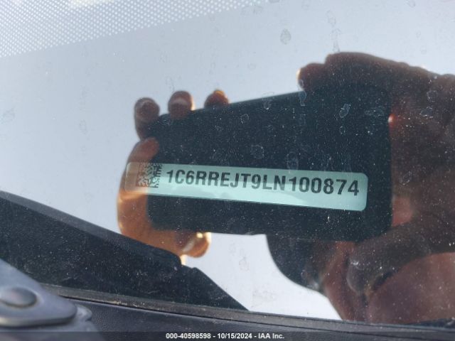 1C6RREJT9LN100874 RAM 1500 Laramie  4x2 5'7 Box