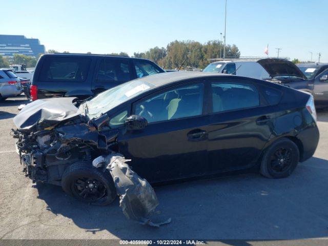 JTDKN3DU5F1962662 Toyota Prius Two