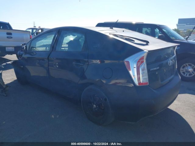 JTDKN3DU5F1962662 Toyota Prius Two