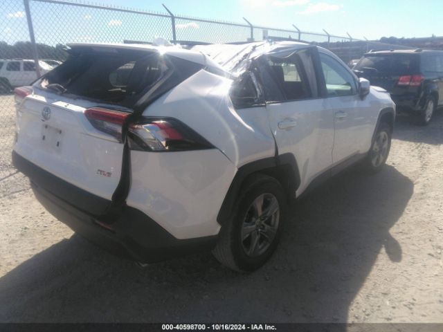 2T3W1RFV6NW188170 Toyota Rav4 Xle