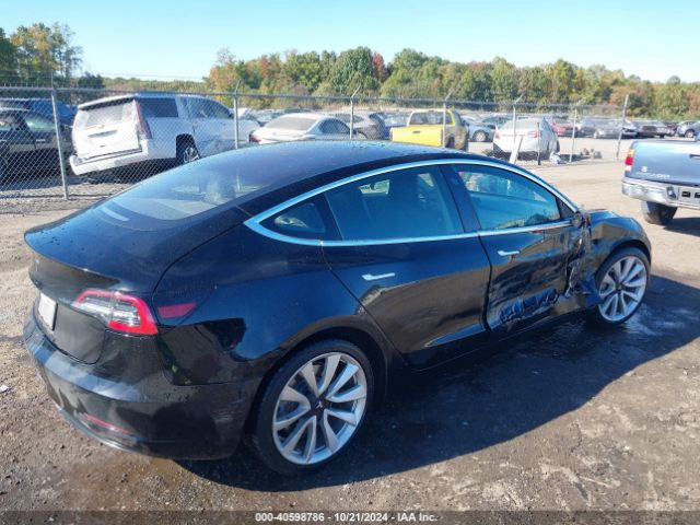 2019 TESLA MODEL 3 5YJ3E1EA3KF300688 Photo 3