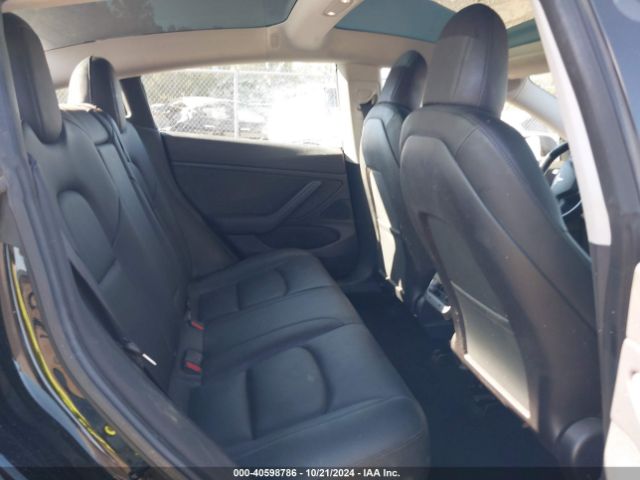 2019 TESLA MODEL 3 5YJ3E1EA3KF300688 Photo 7