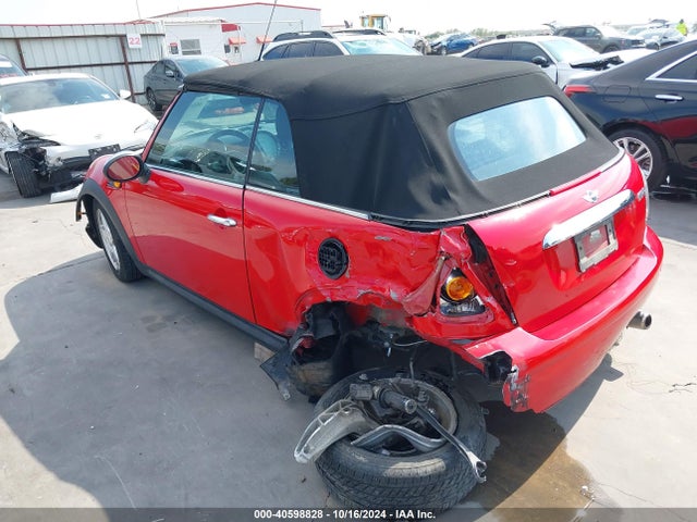 2010 MINI COOPER WMWMR3C53ATU97087 Photo 2