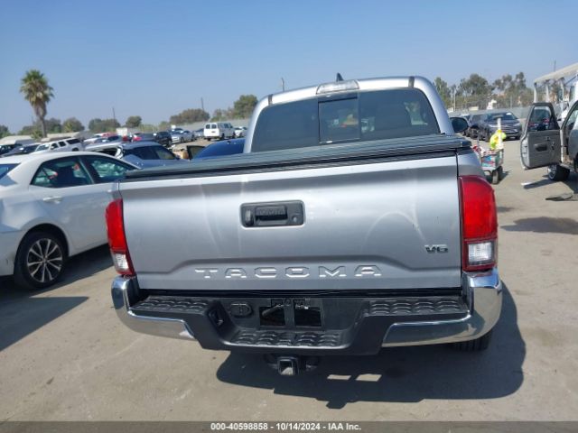 5TFAZ5CN9JX056137 Toyota Tacoma Sr5 V6