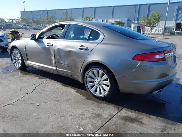 2009 JAGUAR XF SAJWA05B29HR07141 Photo 2