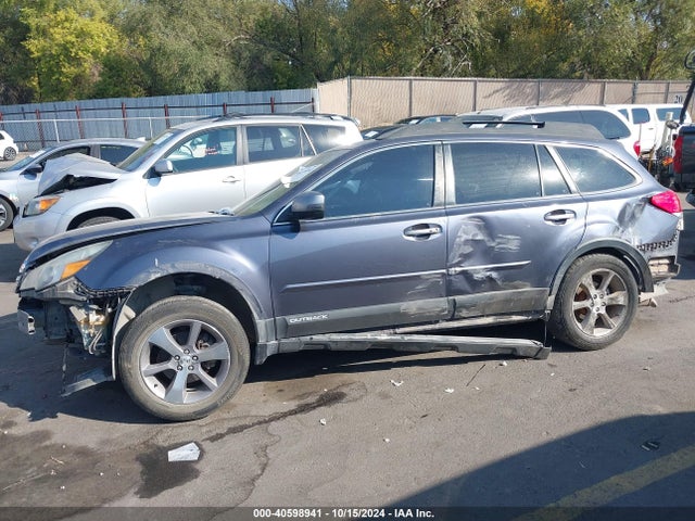 Subaru Outback 2.5i Limited 2014 4S4BRCPC4E3228245 Image 15