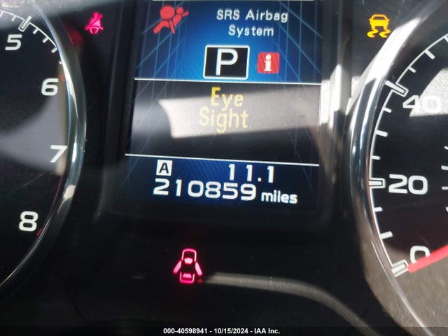 Subaru Outback 2.5i Limited 2014 4S4BRCPC4E3228245 Image 16