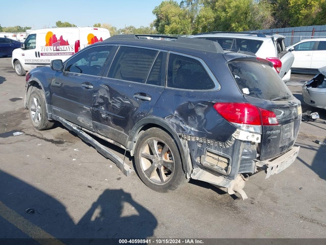 4S4BRCPC4E3228245 Subaru Outback 2.5i Limited