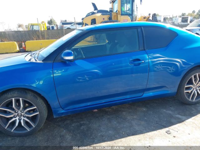 JTKJF5C75GJ015194 Scion TC