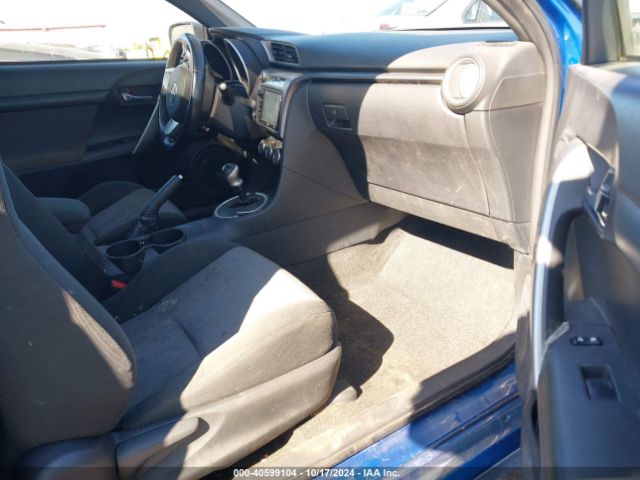 JTKJF5C75GJ015194 Scion TC