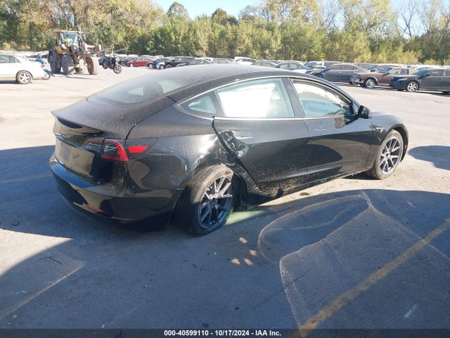 2023 TESLA MODEL 3 5YJ3E1EA8PF661387 Photo 3