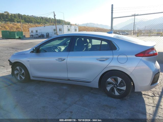 KMHC75LC5HU048394 Hyundai Ioniq Hybrid Sel