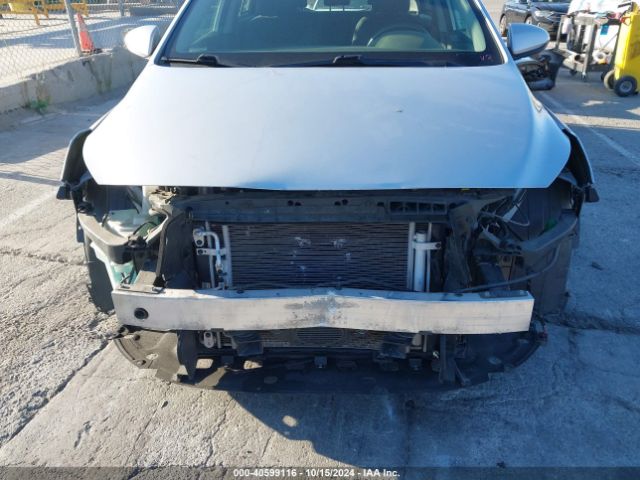 KMHC75LC5HU048394 Hyundai Ioniq Hybrid Sel