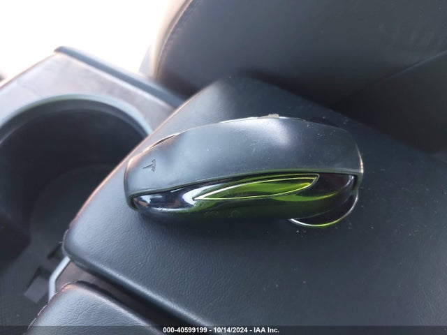 2019 TESLA MODEL X 5YJXCBE40KF181294 Photo 10