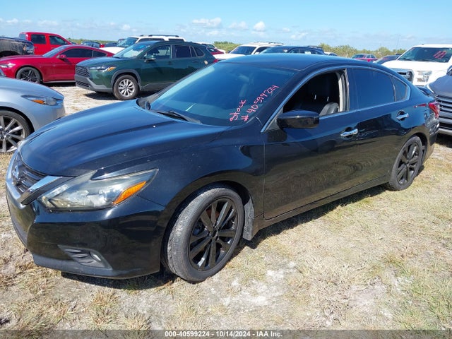 Nissan Altima 2.5 Sr 2017 1N4AL3AP5HC477614 Image 2
