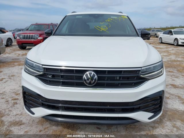 3VVCB7AX0PM045427 Volkswagen Tiguan 2.0t Se R-line Black