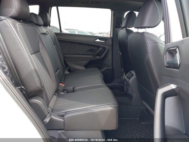 3VVCB7AX0PM045427 Volkswagen Tiguan 2.0t Se R-line Black