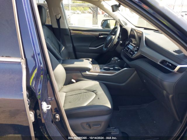 5TDFZRAH0LS011560 Toyota Highlander Platinum