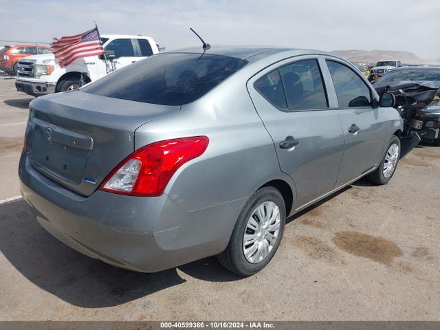 Nissan Versa 1.6 S 2014 3N1CN7AP1EL807885 Image 4