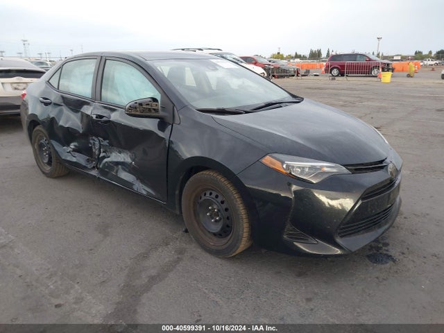 Toyota COROLLA LE 2019 2T1BURHE3KC239696 Image 1