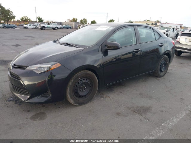 Toyota COROLLA LE 2019 2T1BURHE3KC239696 Image 2