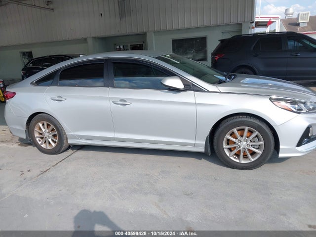 Hyundai SONATA SE 2019 5NPE24AF4KH729649 Image 13
