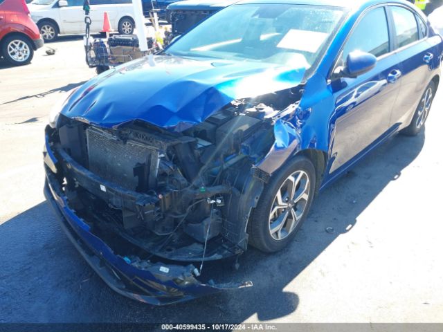 3KPF24AD6ME267489 KIA Forte Lxs